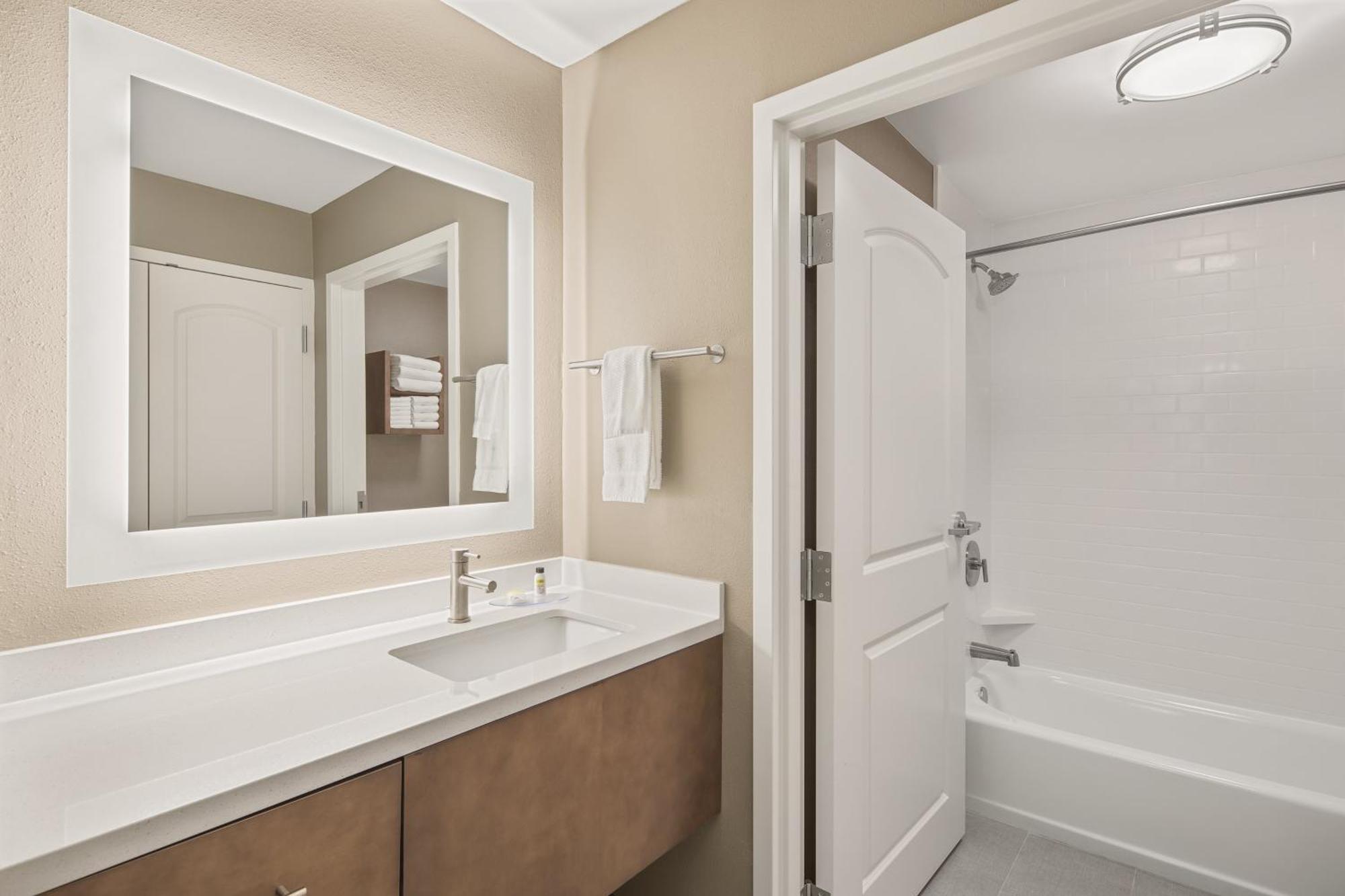 Staybridge Suites - Florence Center By Ihg Εξωτερικό φωτογραφία